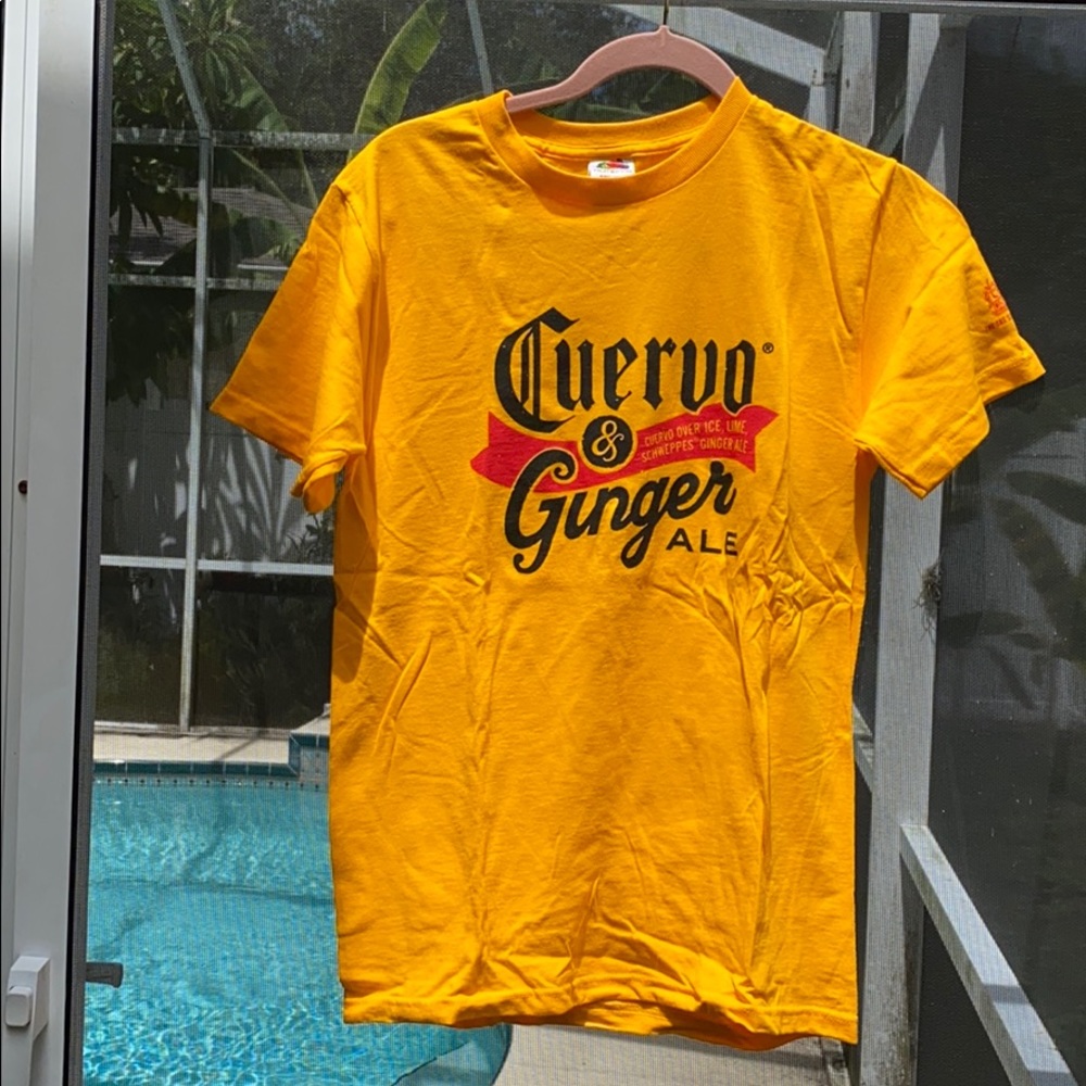 JOSE CUERVO & Ginger Ale Men’s T Shirt - SZ SMALL